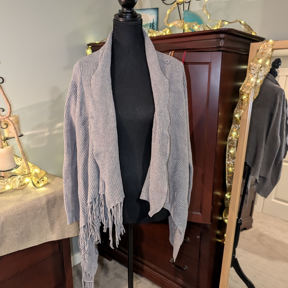 Lovestitch Gray Fringe Women's Poncho